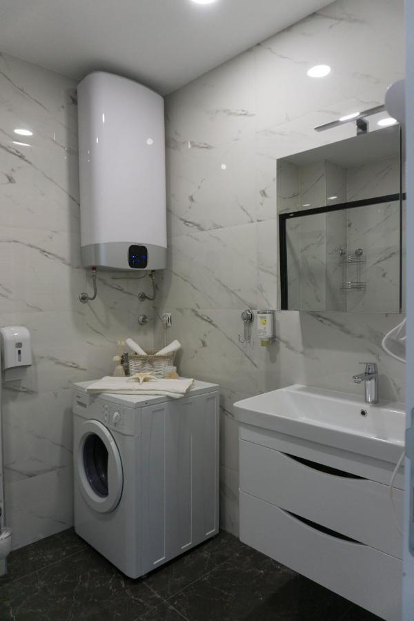 Apartman Aurora トレビニエ エクステリア 写真