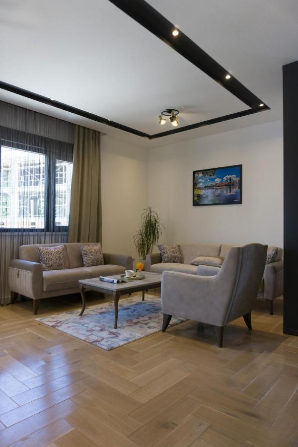 Apartman Aurora トレビニエ エクステリア 写真