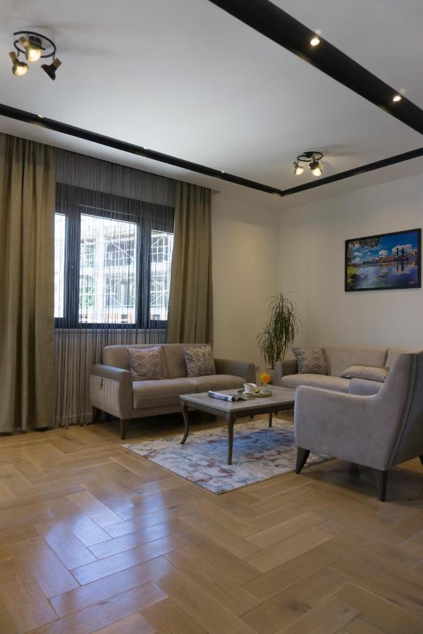 Apartman Aurora トレビニエ エクステリア 写真